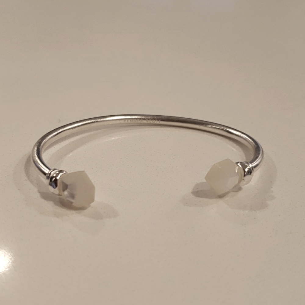 Kendra Scott Ellms Bright Silver Cuff Bracelet In Ivory Mother Of Pearl - Picture 1 of 3